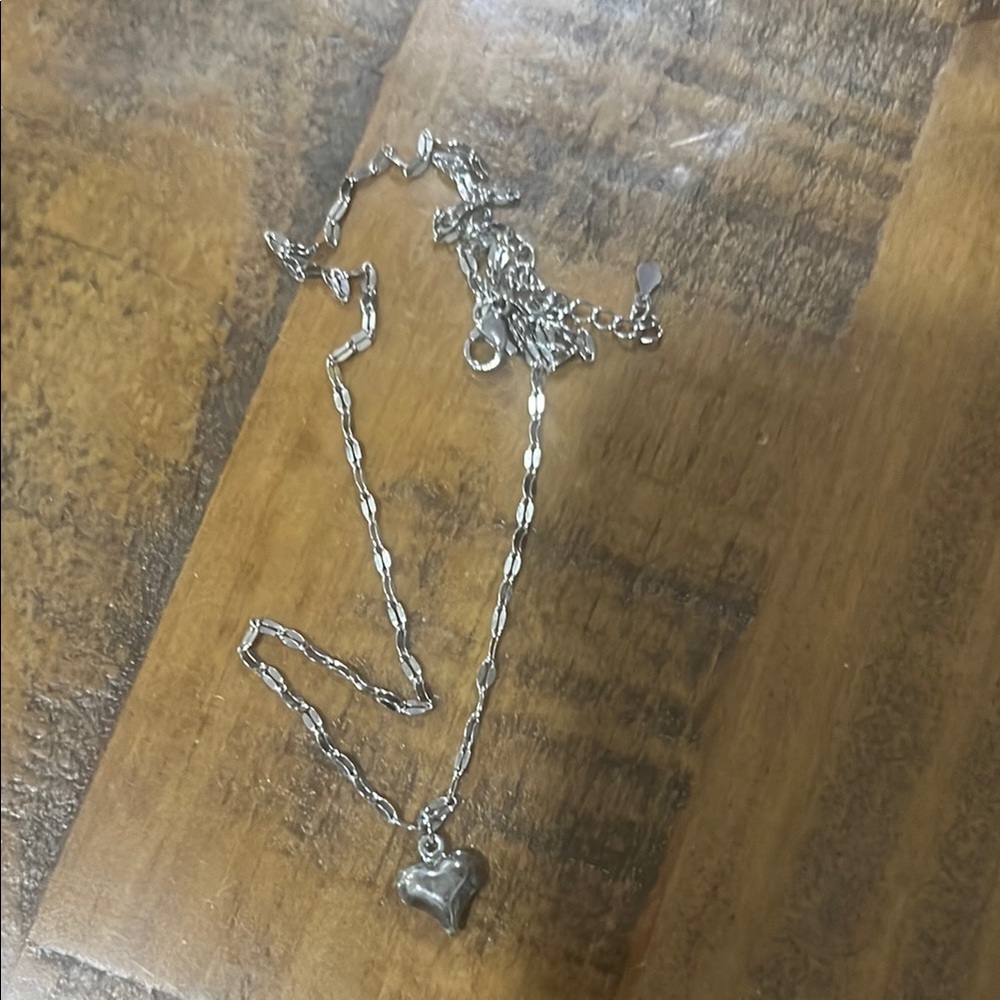 Silver heart necklace